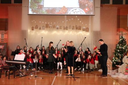 Božično-novoletni koncert Osnovne šole Toma Brejca  (68)